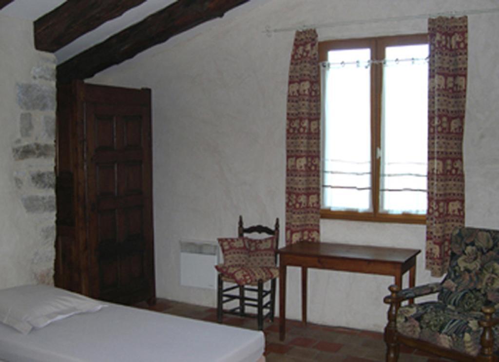 La Bergerie Bed and Breakfast Sainte-Eulalie-de-Cernon Δωμάτιο φωτογραφία