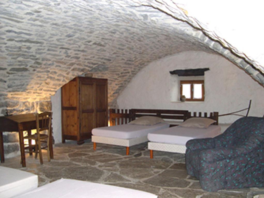 La Bergerie Bed and Breakfast Sainte-Eulalie-de-Cernon Δωμάτιο φωτογραφία